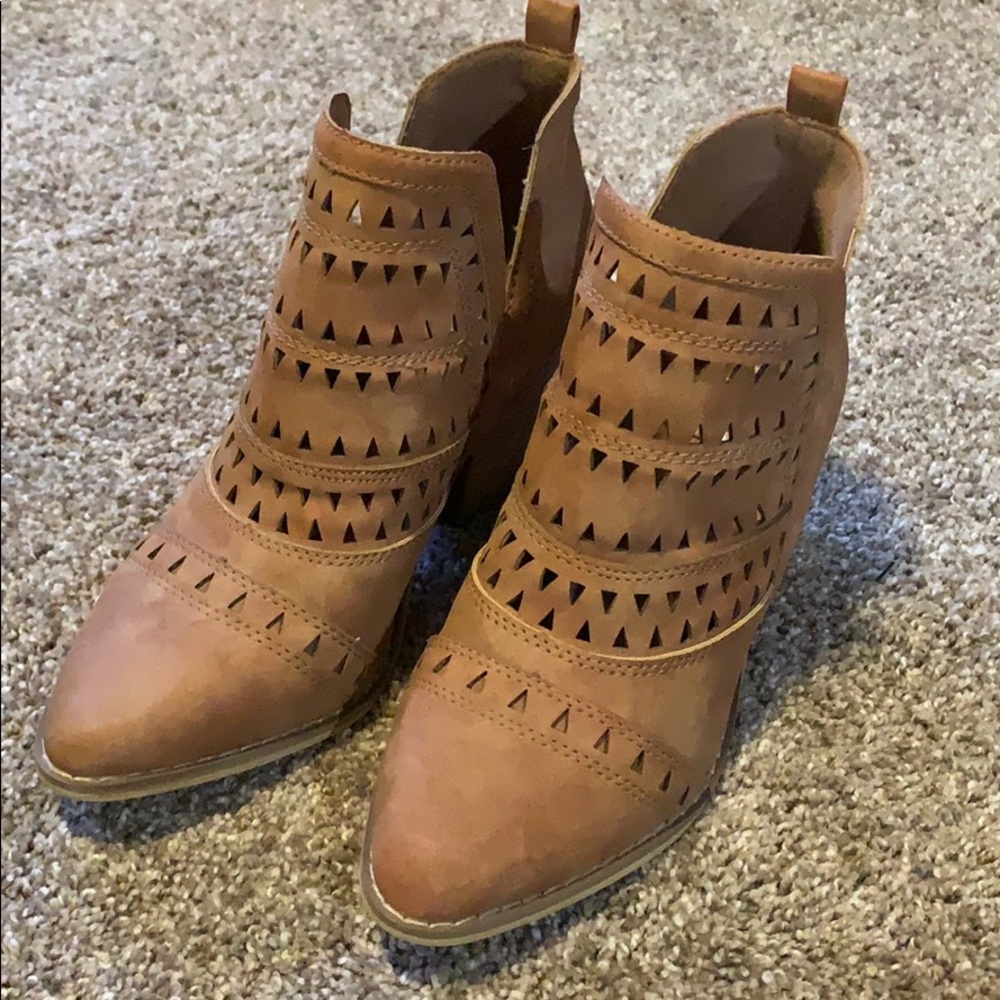 Women’s Booties